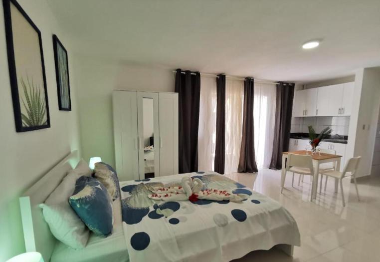 Caribbean Studios Tropicana With Pool - Playa Los Corales Punta Cana Dış mekan fotoğraf